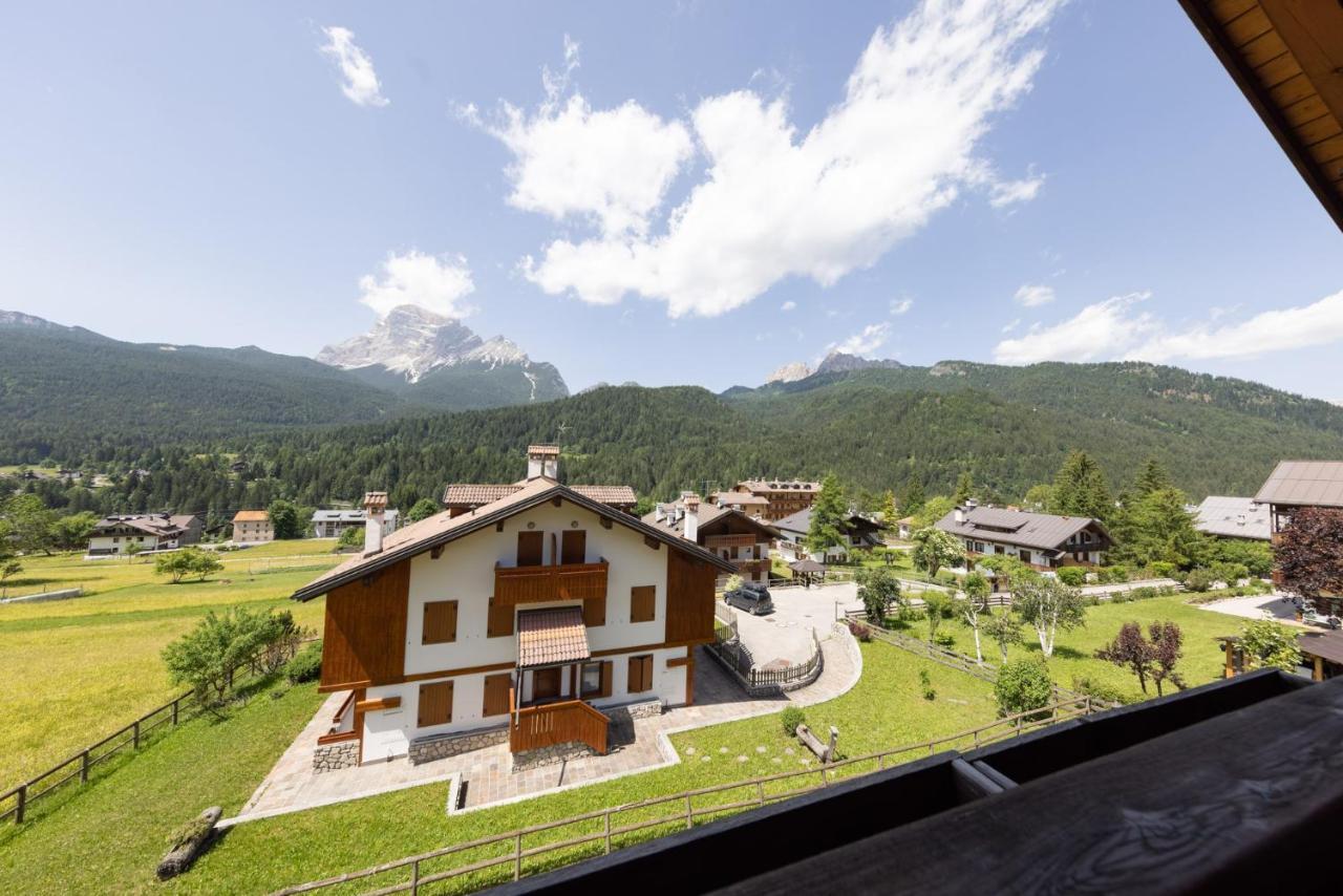 Mansarda Belvedere - Panoramica E Wellness San Vito di Cadore Exteriér fotografie